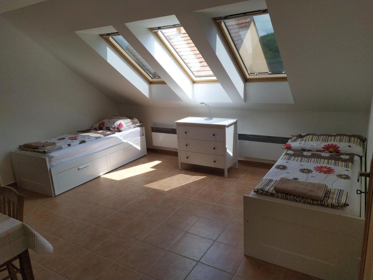 Apartment Koprivovi Nemcicky  Экстерьер фото